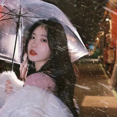 以遇刺为生的女人